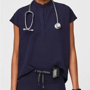 Figs Navy Rafaela™ - Oversized Scrub Top